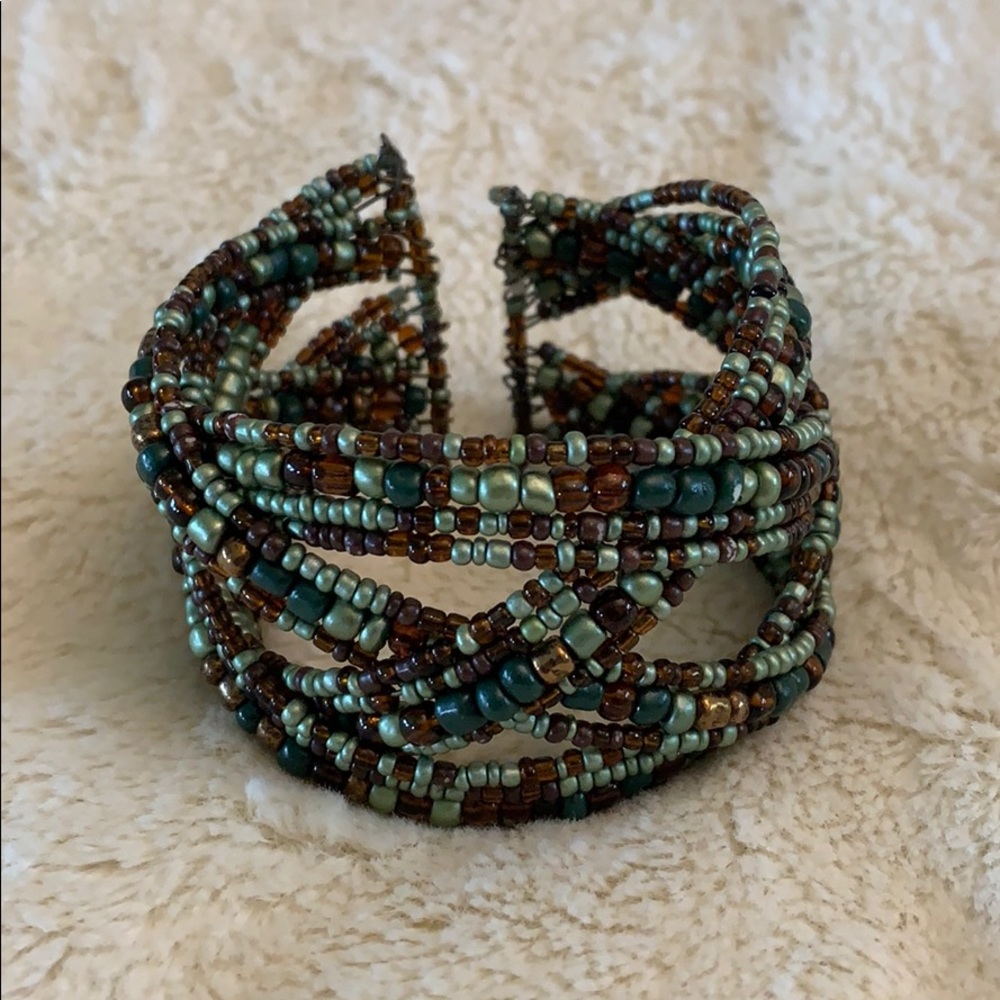 💥FREE w/purchase!💥  Beaded bracelet
